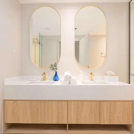 Burj Khalifa Views / 5 Min Walk From Dubai Mall / Dubai Opera / Upgraded / Designer Choice / 8 People / The Best Location Exterior photo