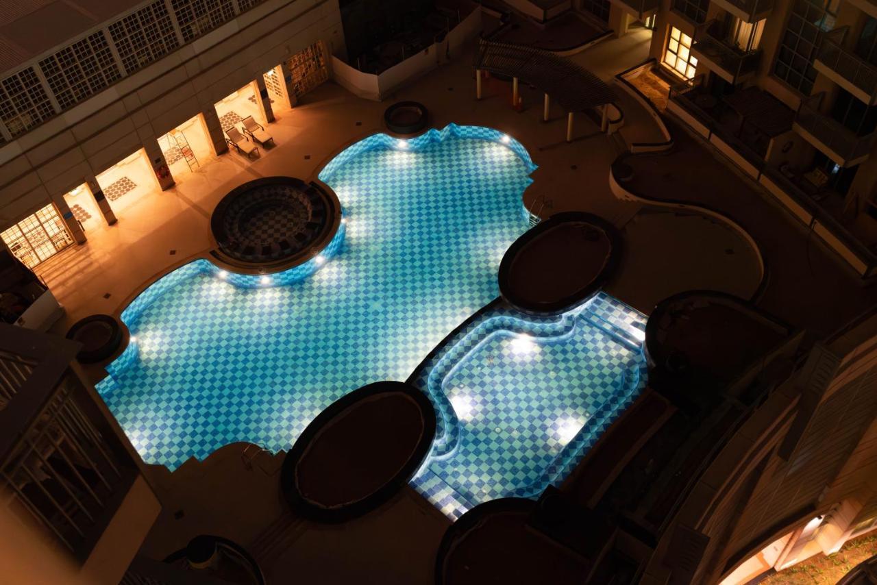 Burj Khalifa Views / 5 Min Walk From Mall / Opera / Upgraded / Designer Choice / 8 People / The Location Дубай